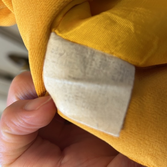 Vintage Cache Top - Picture 5 of 11